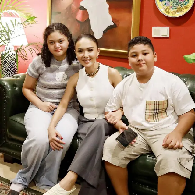 Cavin anak Yuni Shara rayakan ultah ke-21 (Foto: instagram yunishara36)