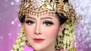 Bella Bonita saat resepsi pernikahan (Instagram/khadijahazzahra_makeup)