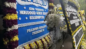 Rumah Duka Guruh Soekarnoputra Dipenuhi Karangan Bunga, Ada dari Prabowo-Jokowi