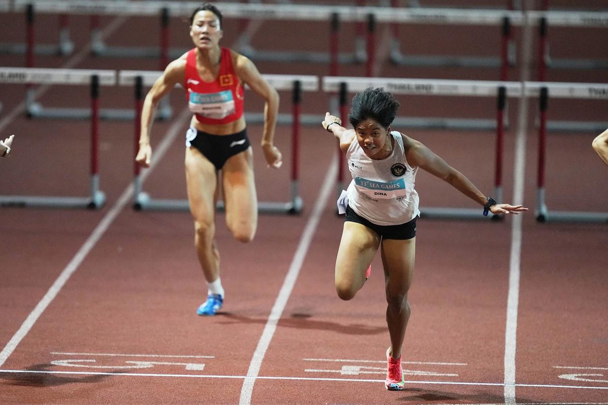 FOTO: Dina Aulia Persembahkan Emas Lari Gawang 100 Meter Putri  di SEA Games 2025