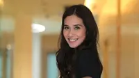Marsha Timothy gantikan peran Happy Salma di teater Bunga Penutup Abad.  (Deki Prayoga/Fimela.com)