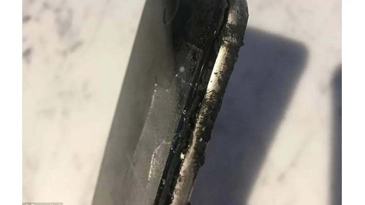 iPhone meledak