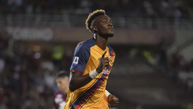 Foto: Aksi Impresif Tammy Abraham saat Bawa AS Roma Kunci Peringkat Keenam Liga Italia