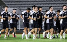 FOTO: Ini 4 Bek Tangguh Layak Gantikan Mees Hilgers di Timnas Indonesia, Siap Redam Ancaman Jepang