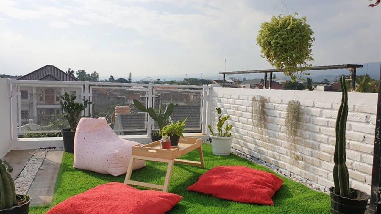 Ide Desain Rooftop Rumah Minimalis: Nyaman, Estetik, dan Fungsional!
