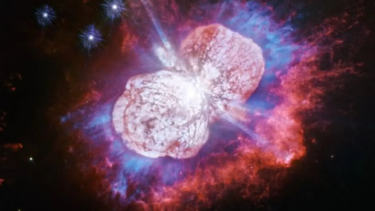 Kembang api bintang Eta Carinae. (NASA/ESA/N. SMITH/J. MORSE)