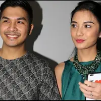 Sebelum menjadi seorang pengantin di altar nantinya, teman-teman wanita Chelsea memberikan pesta lajang untuknya.