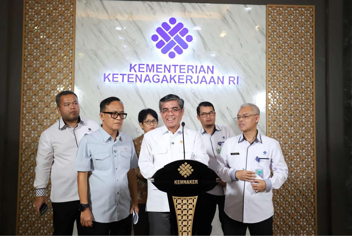 Menaker Terbirtkan SE Baru, Perusahaan Dilarang Batasi Usia dan Hapus Syarat Good Looking Bagi Pelamar Kerja