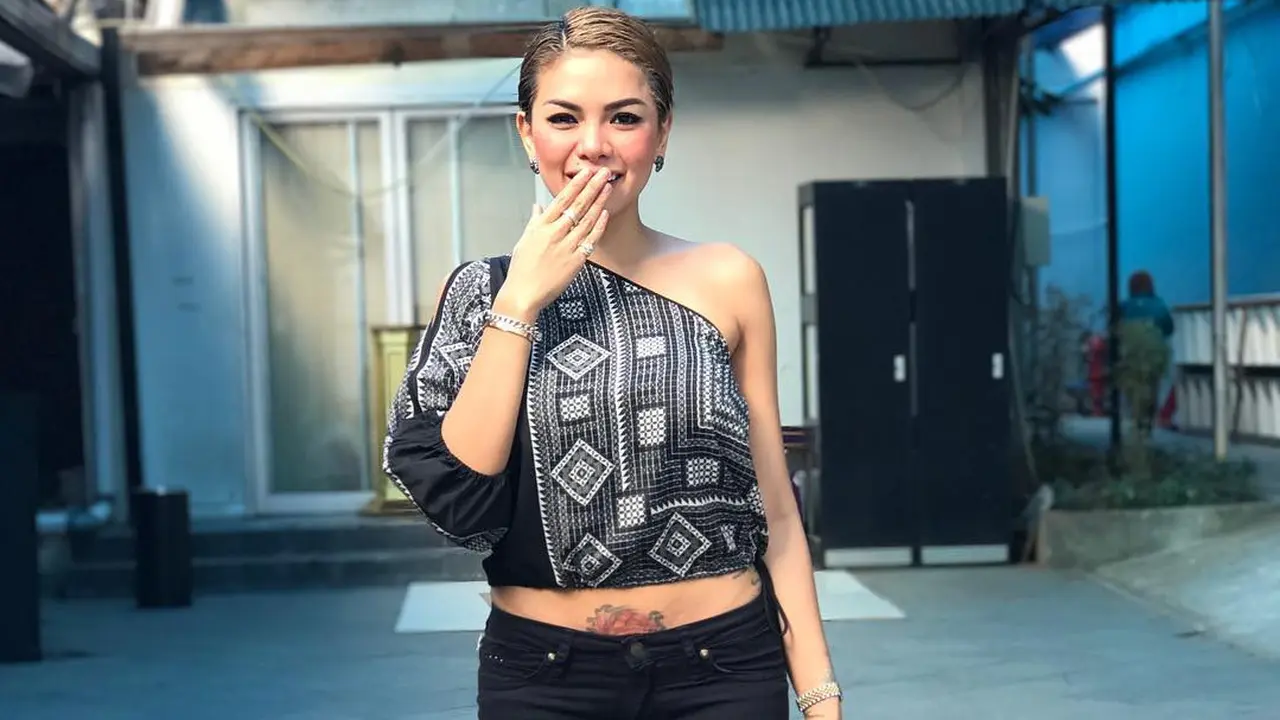 [Bintang] Nikita Mirzani