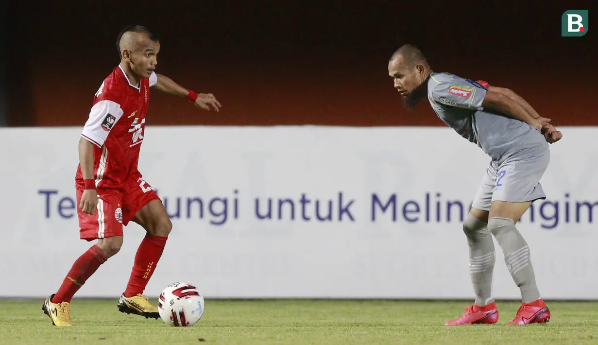 Meski kerap turun sebagai pemain pengganti, penampilan luar biasa Riko Simanjuntak di sisi sayap tidak bisa dibantah lagi. Lebih sering beroperasi di sektor sayap kanan, Riko tercatat berhasil mencetak empat assist dan satu gol selama Piala Menpora 2021. (Foto: Bola.com/M. Iqbal Ichsan)