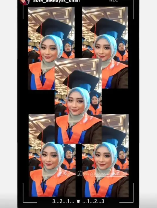 Melalui akun instagramnya, ia membagikan beberapa momen saat wisuda. Potret bahagia begitu terpancar dari Ega. [Instagram/eganoviantika_98]