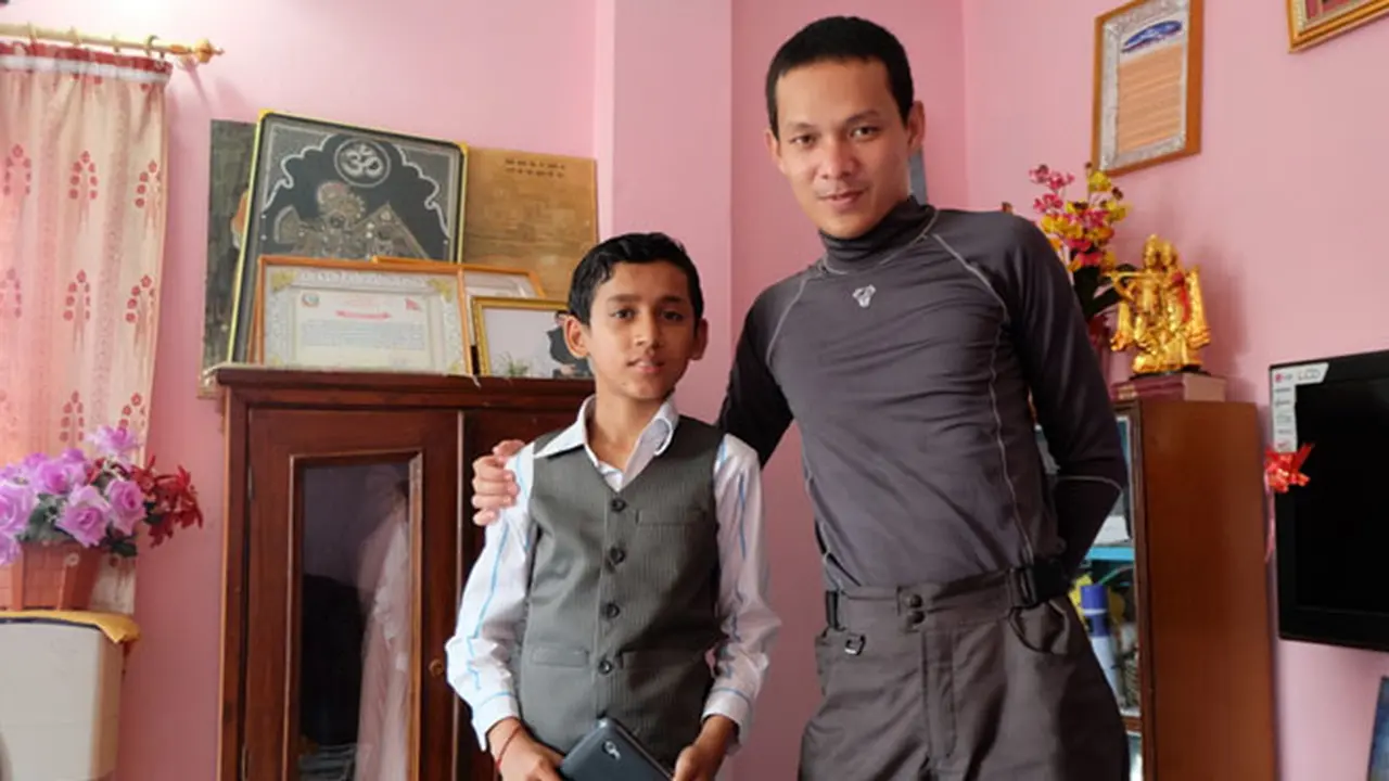 Di Nepal Mario Iroth 