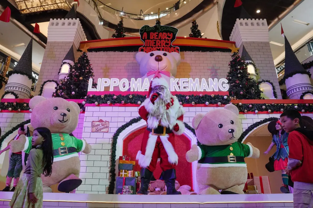 Natal bersama Live Show and Meet & Greet with Bear Republic, Bear Republic dan Santa