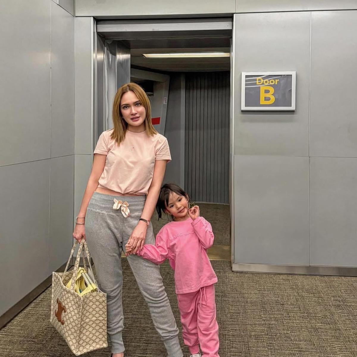 Potret Terbaru Shandy Aulia dengan Rambut Blonde, Dipuji Makin Cantik Mirip Luna Maya Hingga Boneka Barbie