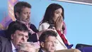 Putra Mahkota Frederik dan Putri Mahkota Mary dari Denmark bereaksi setelah gelandang Denmark Christian Eriksen pingsan di lapangan pada laga Denmark vs Finlandia di Grup B Euro 2020 di Parken Stadium, Copenhagen, Sabtu (12/6/2021). (Liselotte Sabroe / Ritzau Scanpix / AFP)