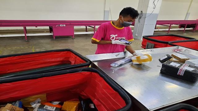 Layanan logistik anak usaha PT Adi Sarana Armada Tbk, Anteraja (Dok: Adi Sarana Armada/ASSA)