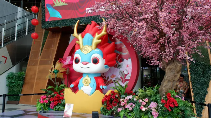 Imlek di Pusat Perbelanjaan