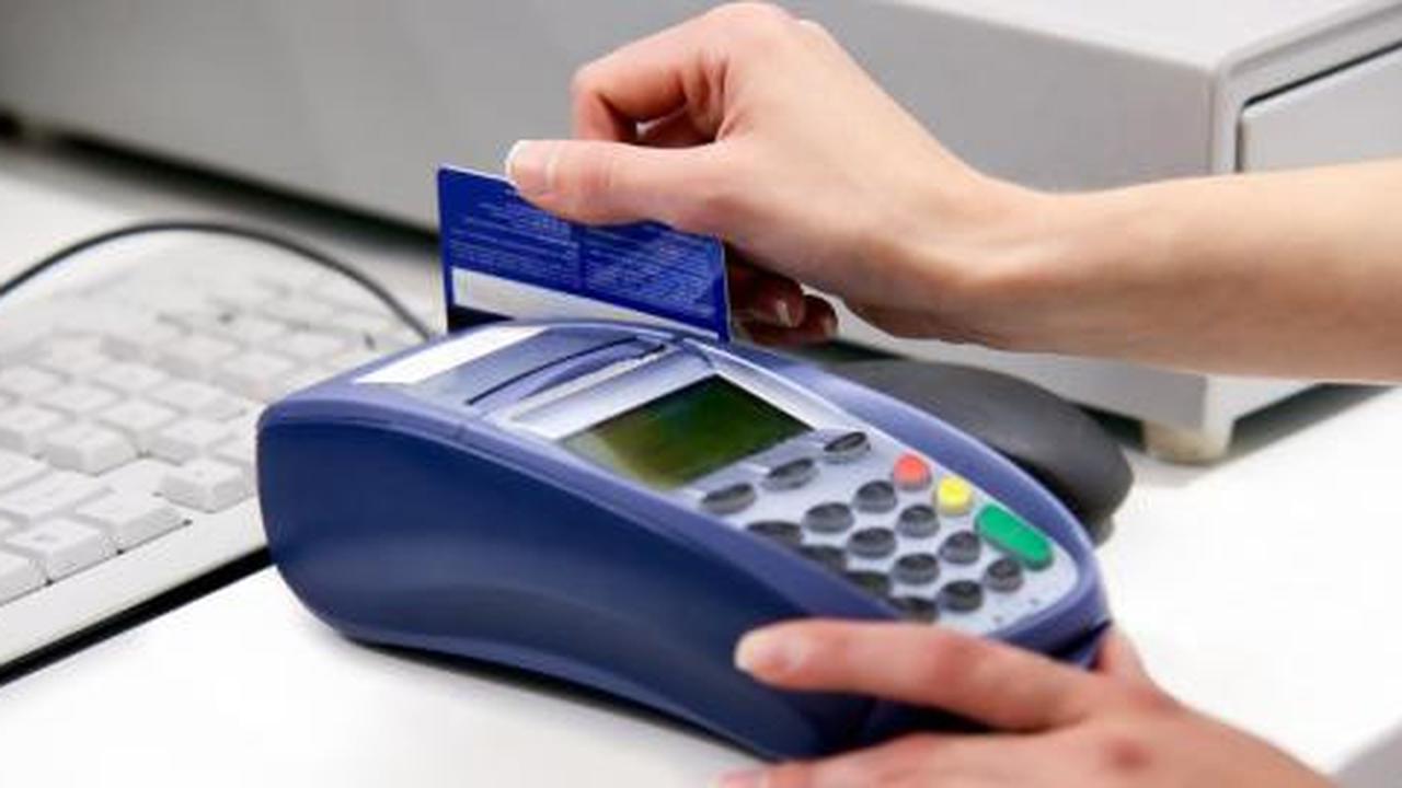 Mandiri jamin keamanan transaksi kartu  