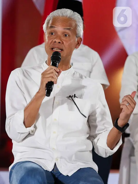 Sementara Ganjar Pranowo berpendapat, kunci kemenangan dalam tantangan global ada pada generasi muda. (Liputan6.com/Herman Zakharia)