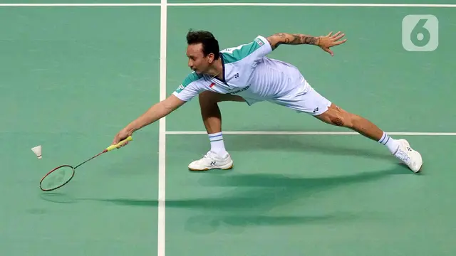 FOTO: Vincent Rompies Kalahkan Valentino Simanjuntak di Tepok Bulu 2022
