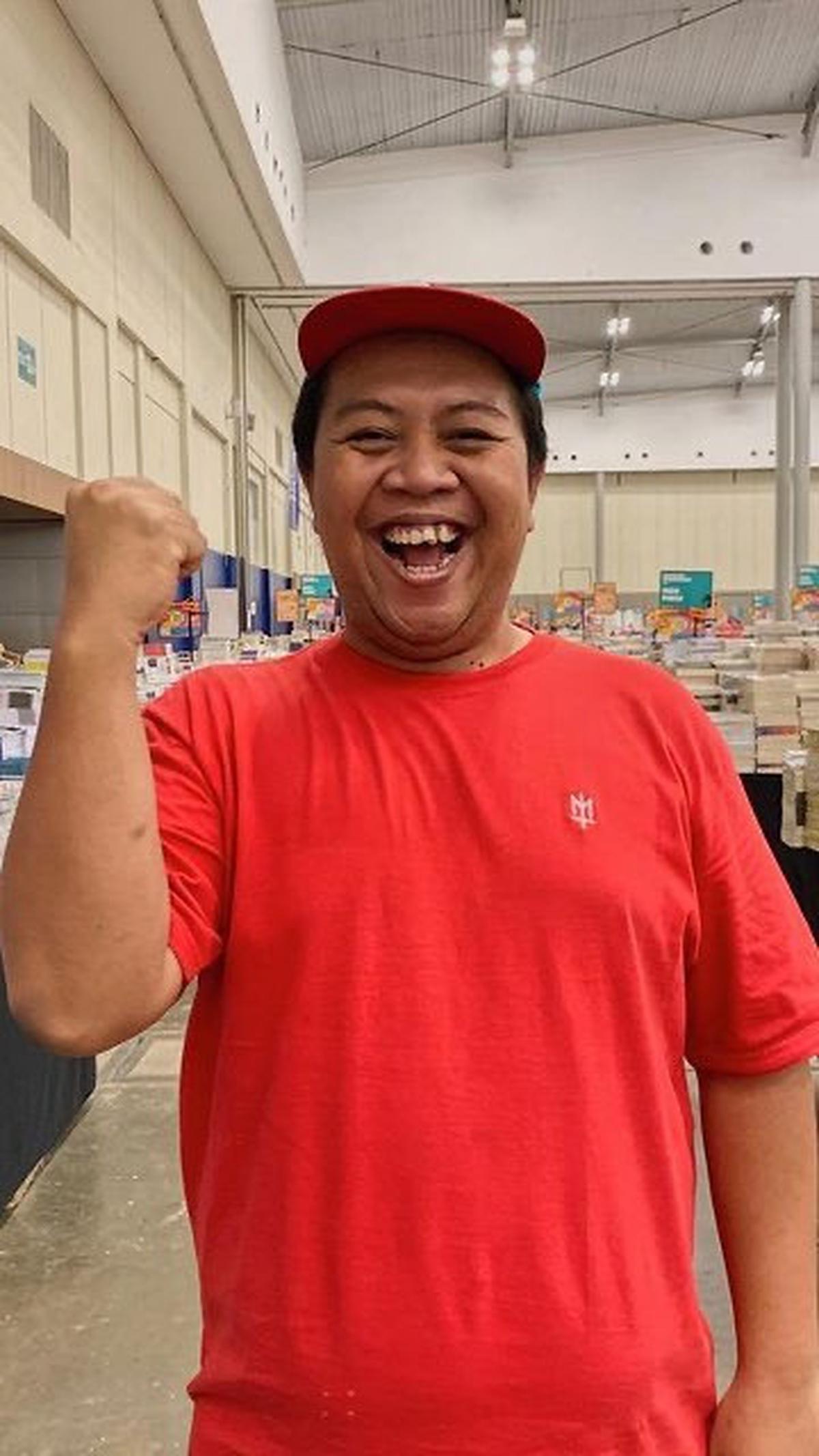 Kini Gilang memutuskan untuk hengkang dari acara Lapor Pak. Ia diketahui masih aktif menghibur penggemar di podcast "PODKIS" bersama Adjis Doaibu juga di acara garapan manajemen Wendy Cagur.