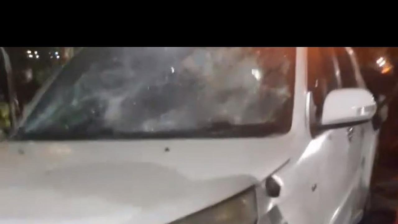 Diduga Tabrak Lari, Mobil Perwira TNI Berpangkat Kapten Diamuk Massa