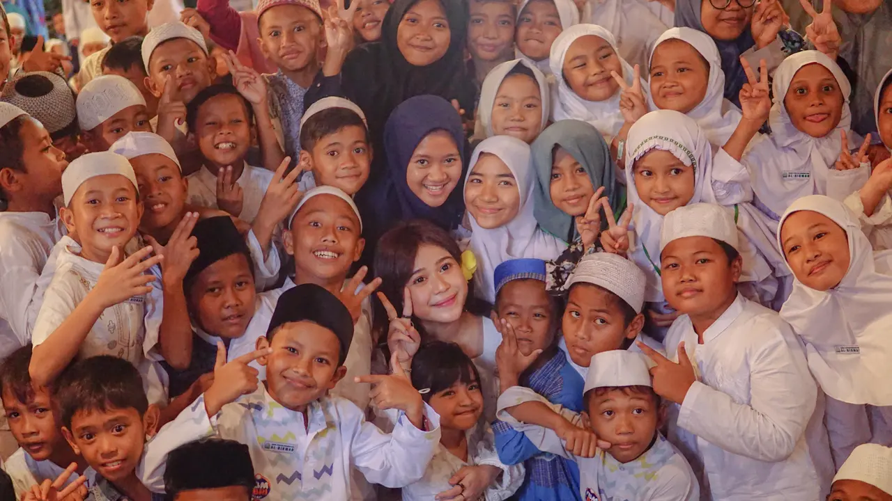 Berbagi Kasih Bersama Anak yang Yatim Dalami Makna Ramadan