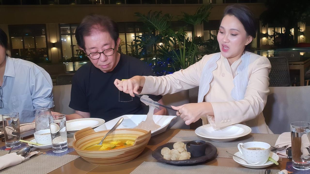 Rayakan Kekayaan Nusantara, Hotel Tentrem Semarang Hadirkan Papeda dan Air Guraka, Kolaborasi Hangat dari Timur Indonesia