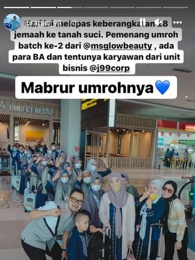 Tampil Berhijab, Ini 6 Potret Mawar AFI Berangkat Umrah Bareng Larissa Chou