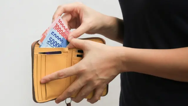 Membagi Keuangan dalam 4 Kategori