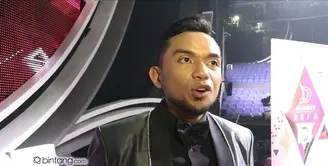 Penyanyi dan Host ternama asal Brunei Darussalam didaulat untuk menjadi komentator dalam kontes D'Academy Asia. Bergabung dalam ajang ini, membuat Fakhrul mendapatkan banyak pelajaran akan hebatnya musik dangdut di Asia.