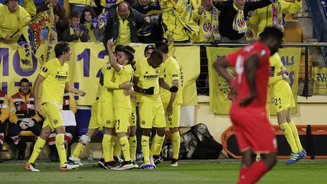 Video highlights pertandingan antara Villarreal melawan Liverpool yang berakhir dengan skor 1-0 dalam lanjutan semifinal Liga Europa leg pertama, Jum'at (29/4/2016) WIB. Adrian jadi penentu kemenangan Villarreal berkat golnya di menit akhir pertandin...