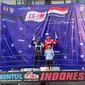 Alvin Bahar saat berada di podium juara kelas paling bergengsi ISSOM seri 3 di sirkuit Sentul (istimewa)