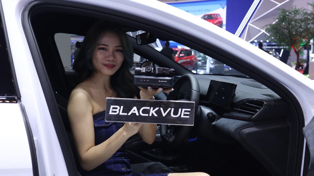 BlackVue Hadirkan Dashcam AI di GJAW 2024, Solusi Mencegah Kecelakaan Fatal