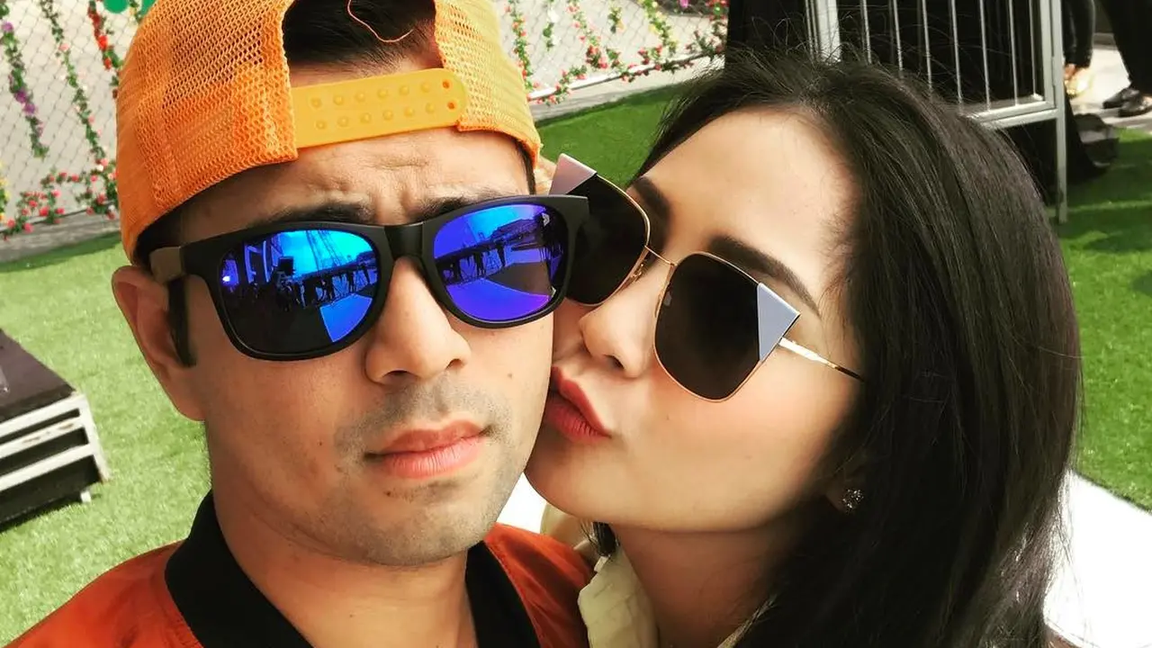 [Bintang] Raffi Ahmad dan Nagita Slavina