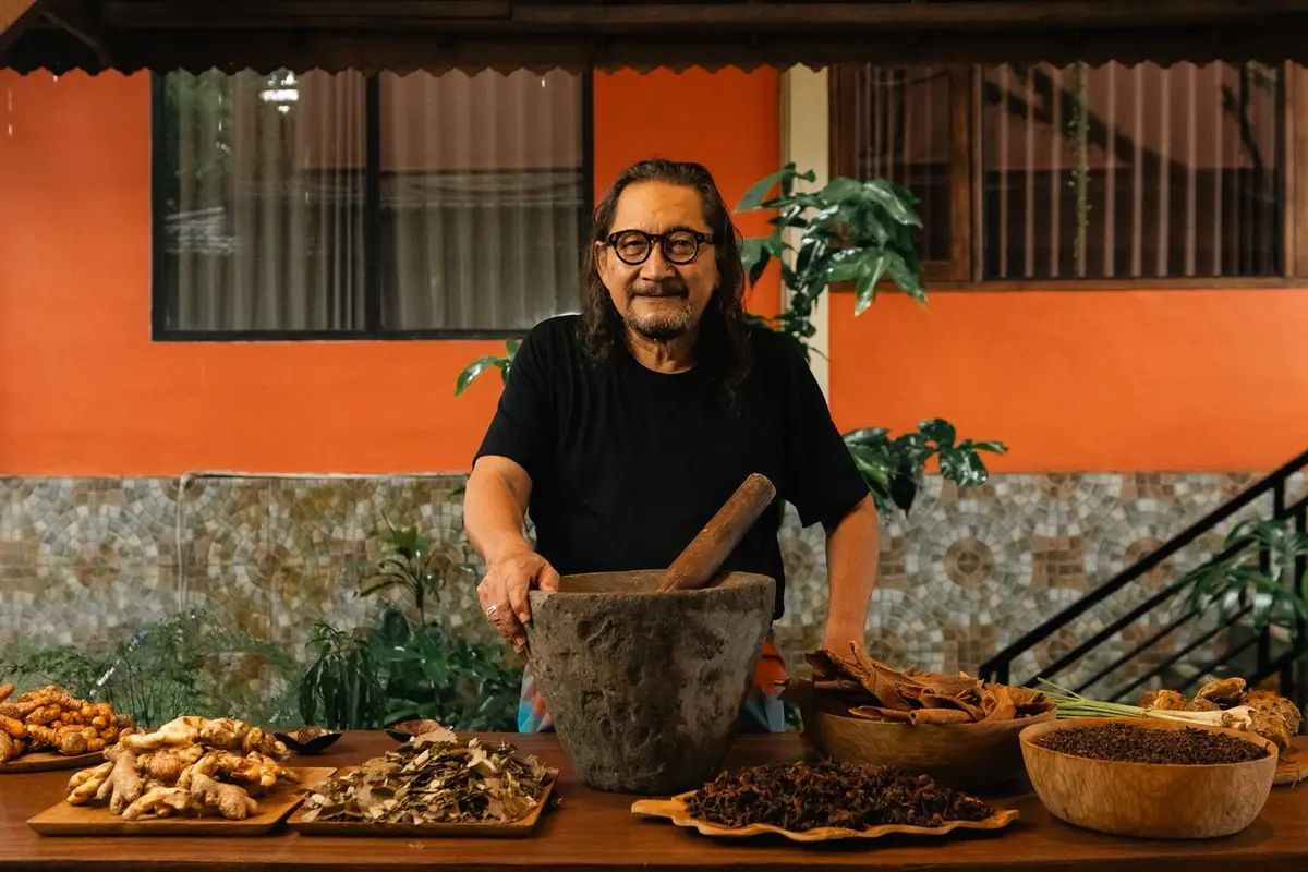 Racikan Herbal hingga Jadi Produk Fenomenal, Intip Perjalanan Inspiratif Pendiri Minyak Sanga Sanga dari Bali