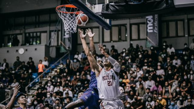 Pelita Jaya vs Rans PIK