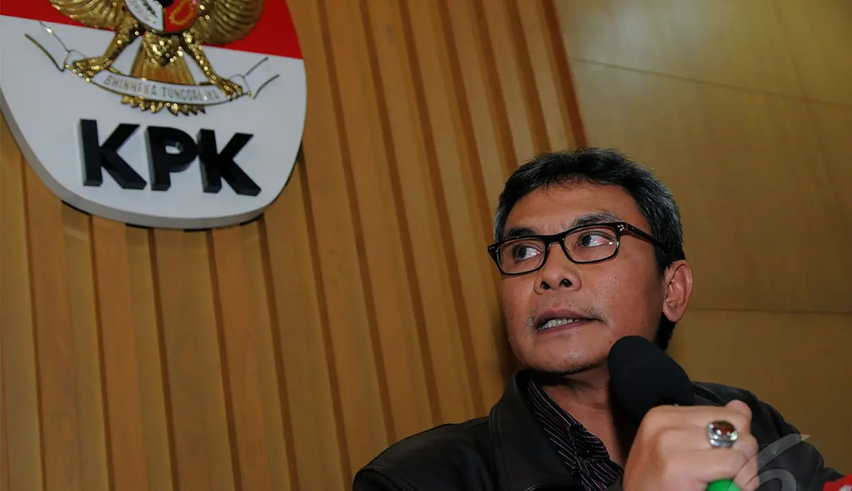 Menurut Johan, tersangka SDA diduga melanggar pasal 2 ayat 1 atau pasal 3 UU nomor 31 tahun 1999 sebagaimana diubah UU nomor 20 tahun 2001 tentang pemberantasan korupsi, Kamis (22/5/2014) (Liputan6.com/Faisal R Syam).