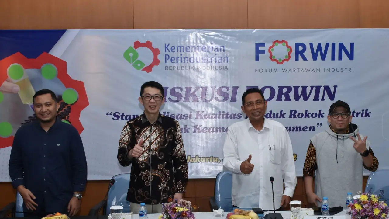 Produsen rokok elektrik RELX Indonesia tengah mengkaji peluang untuk membangun pabriknya di Indonesia.