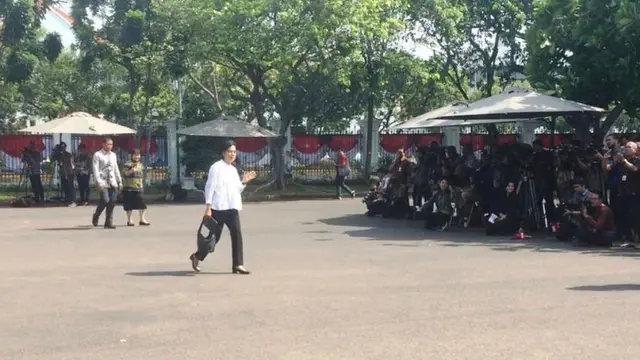 Sri Mulyani saat menyambangi Istana Kepresidenan. (Merdeka.com/Titin Supriatin)