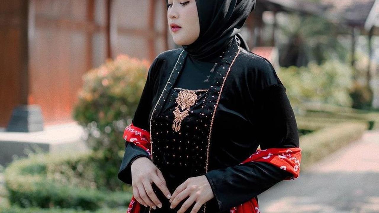 Cosplay Jadi Jeng Yah