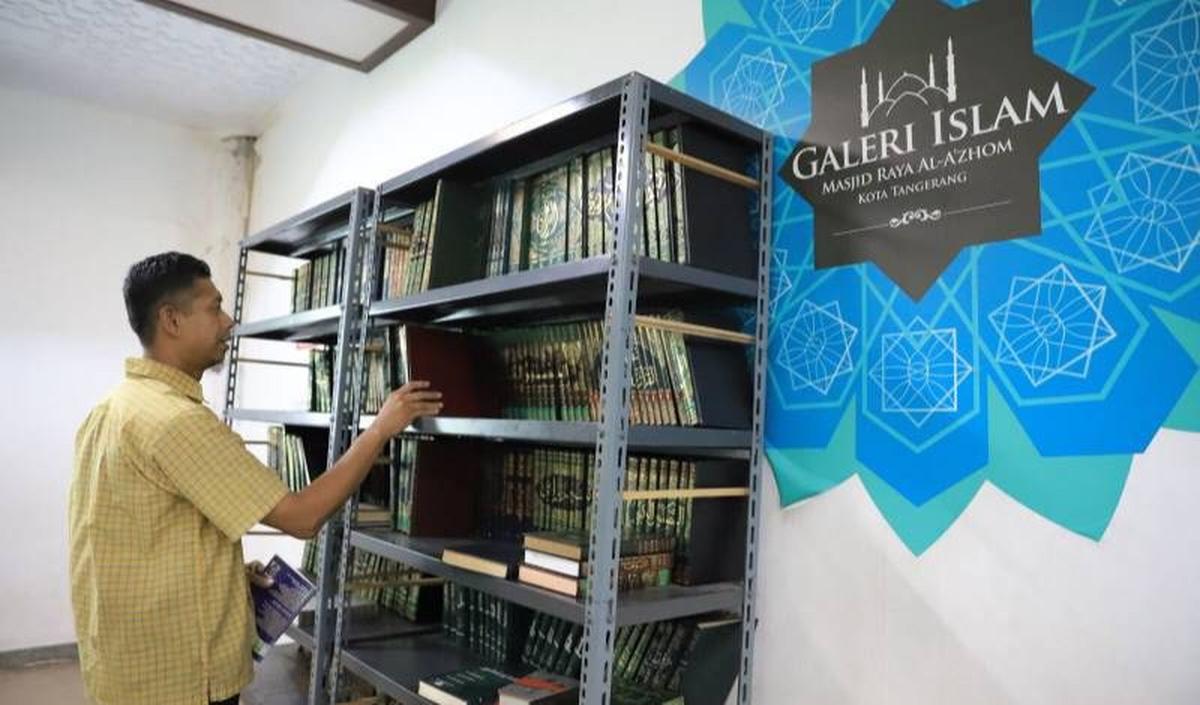 Jemaah bisa sumbangkan buku