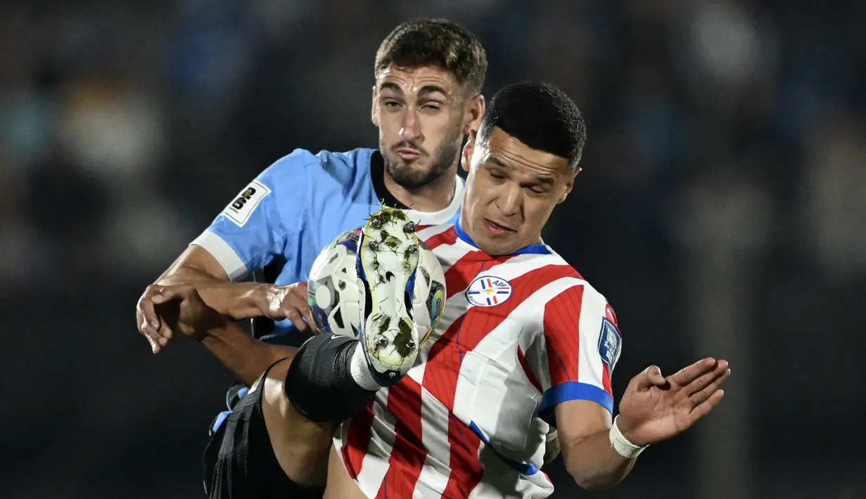 Pertandingan ini berlangsung sangat alot. (Eitan ABRAMOVICH / AFP)