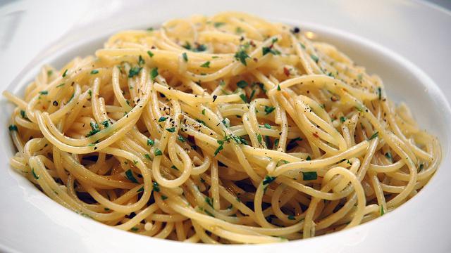6 Resep Spaghetti Aglio e Olio yang Lezat dan Creamy, Bisa Jadi Menu Sarapan