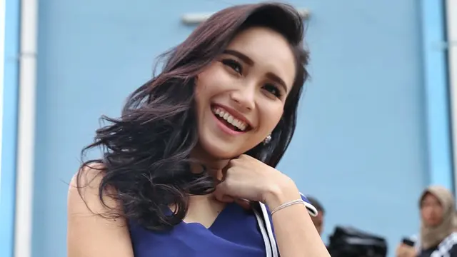 [Bintang] Ayu Ting Ting
