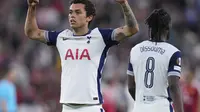 Selebrasi Brennan Johnson dalam laga Tottenham vs Manchester United di final Liga Europa 2024/2025, Kamis (22/5/2025). (AP Photo/Jose Breton)