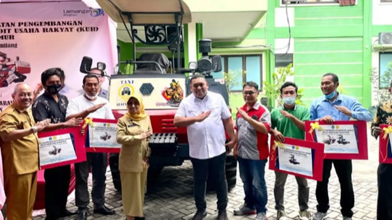 Dorong Pengadaan Alsintan Mandiri, Kementan Fasilitasi Petani Jawa Timur Akses Taxi Alsintan