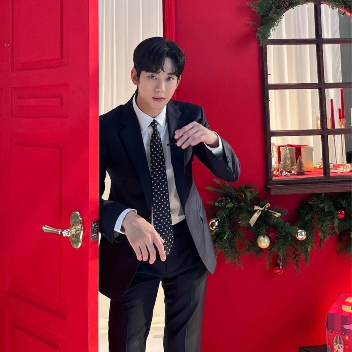 Kim Soo Hyun Terancam Gugatan Hukum dari Disney+ Terkait Drama 'KNOCK-OFF' yang Tertunda