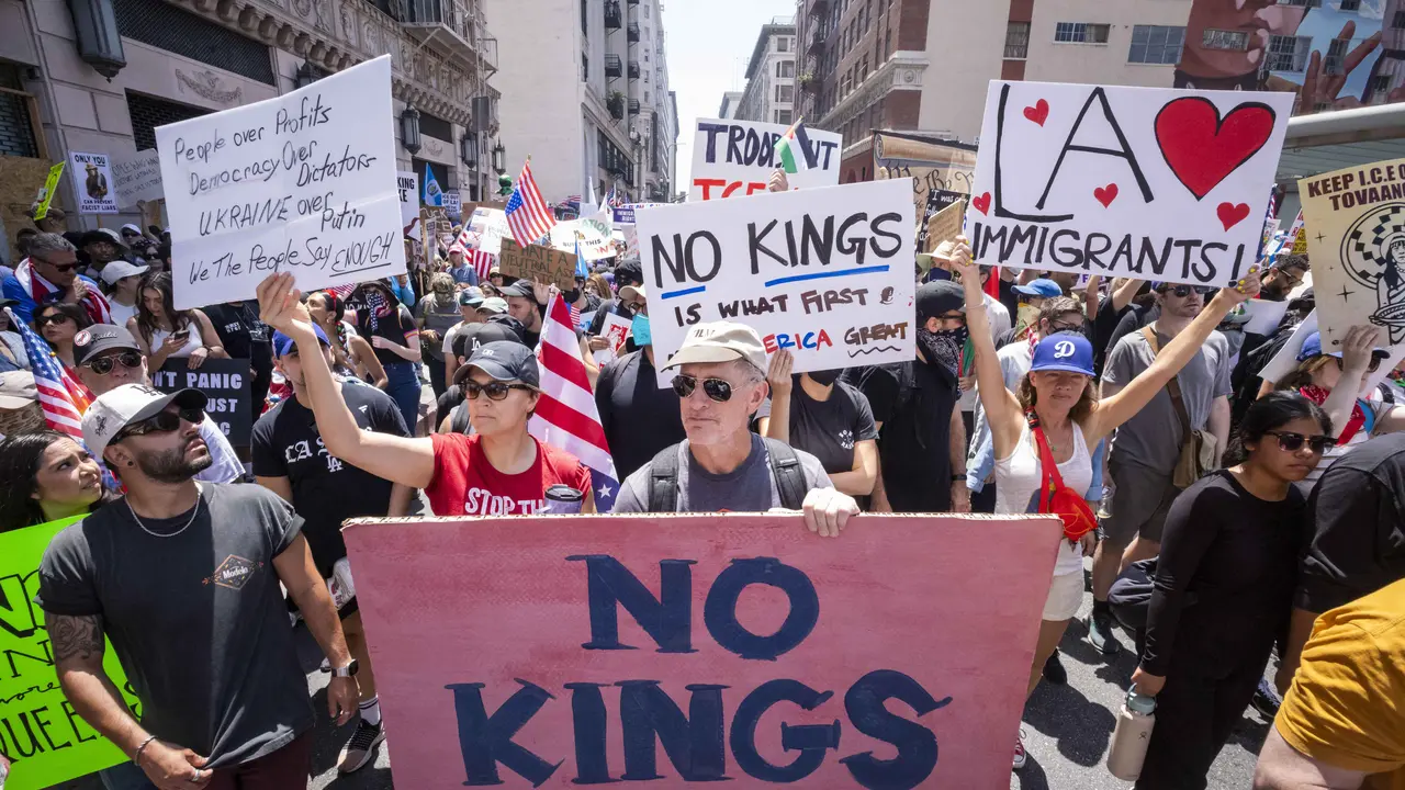 Potret Demo No Kings Warnai Hari Ulang Tahun Trump