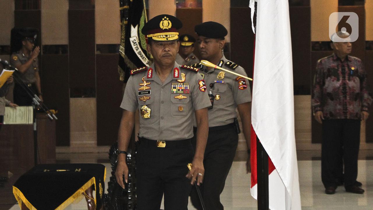 Kapolri Serah Terimakan Jabatan Kabaharkam, Kabareskrim dan Beberapa Kapolda